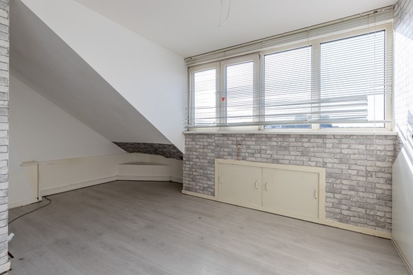 Medium property photo - Koningin Julianalaan 25, 1421 AH Uithoorn